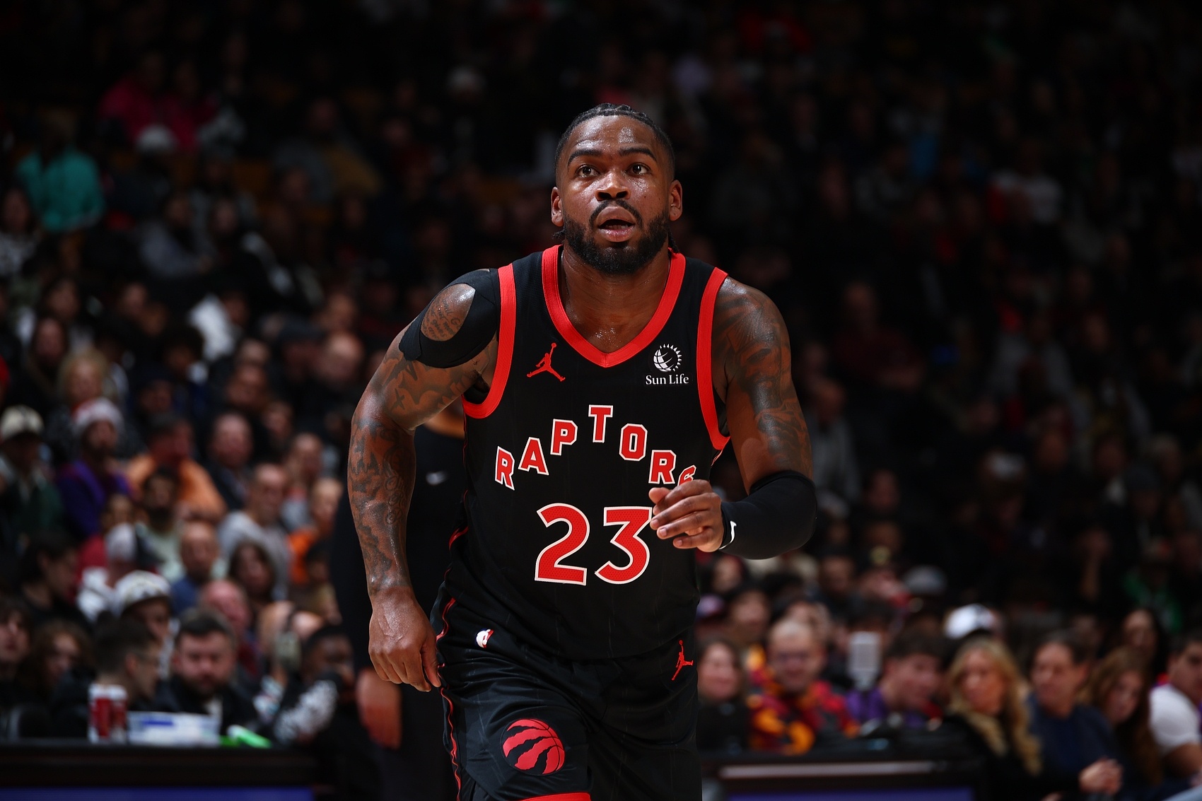 开云APP-13助攻生涯新高！谢德：英格拉姆只获得13次出手 这是我的问题