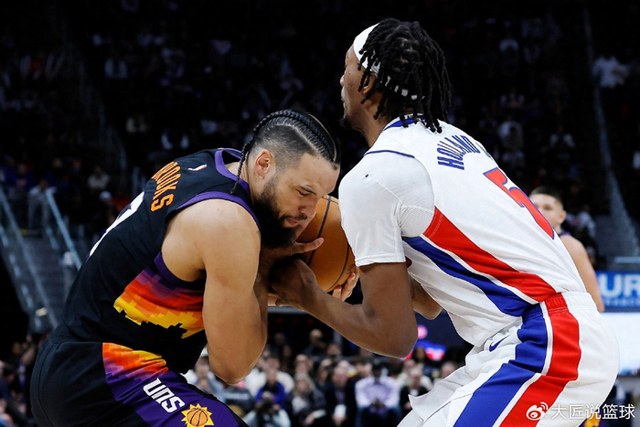 kaiyun.com-堪称翻版火箭！残阵将东部第一逼入绝境 杜兰特1换8含金量还在提升|太阳|狄龙|凯文·杜兰特|活塞|体育赛事讨论_新浪新闻